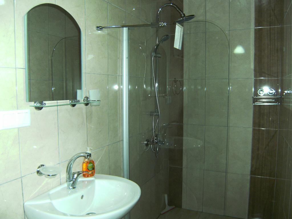 Hôtel Merhaba Bungalow à Beykonak Chambre photo
